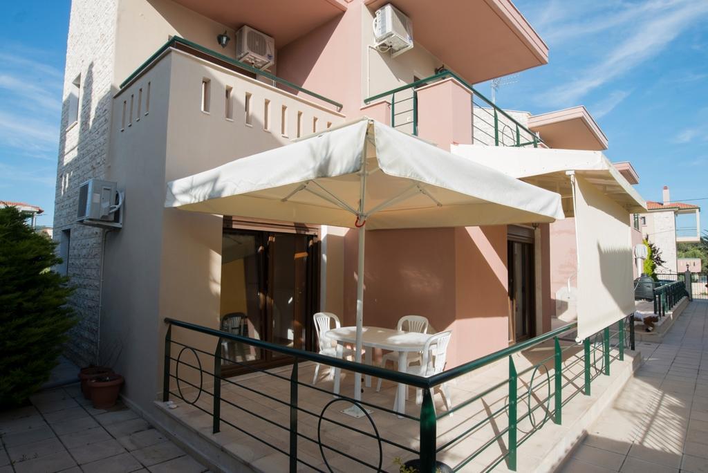 Bouganvillia Homes Nikiti  Habitación foto